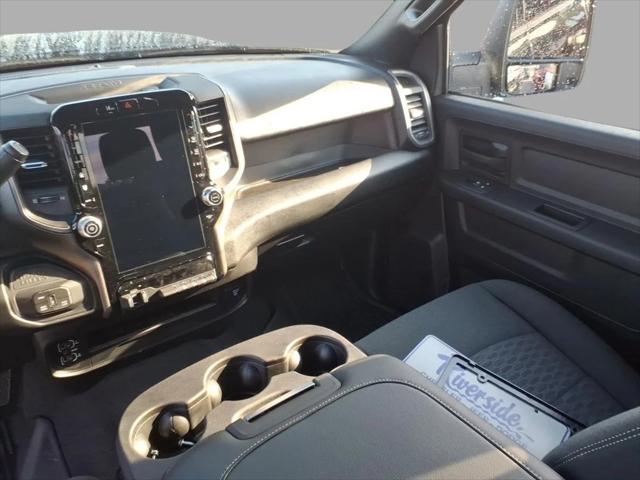 2026 Ram 2500 Black Express Crew Cab 4x4 6'4" Box