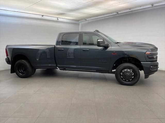 2026 RAM Ram 3500 RAM 3500 LARAMIE CREW CAB 4X4 8 BOX