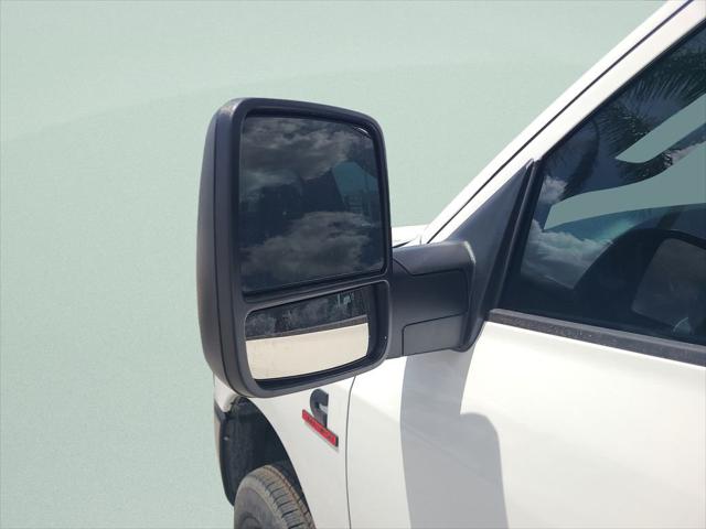 New 2026 Bright White Clear-Coat Exterior Paint RAM TRADESMAN image 27