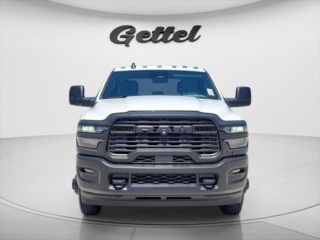 2026 RAM Ram 3500 RAM 3500 TRADESMAN CREW CAB 4X4 8 BOX