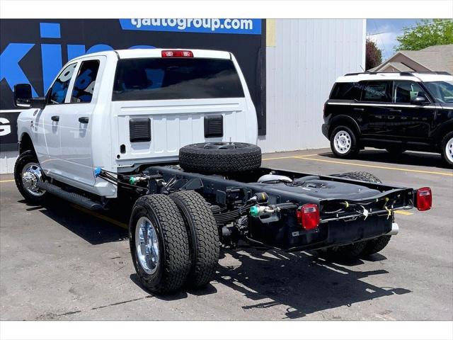 2026 RAM 3500 Chassis RAM 3500 TRADESMAN CREW CAB CHASSIS 4X4 60 CA