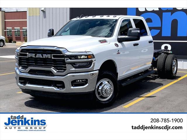 2026 RAM 3500 Chassis Cab RAM 3500 TRADESMAN CREW CAB CHASSIS 4X4 60 CA