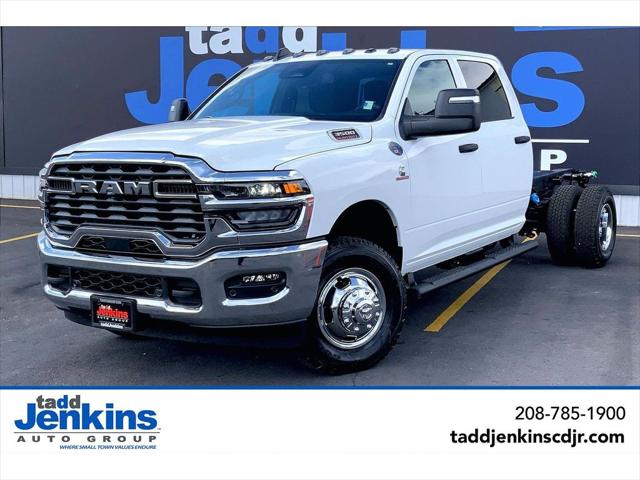 2026 RAM Ram 3500 Chassis Cab RAM 3500 TRADESMAN CREW CAB CHASSIS 4X4 60 CA