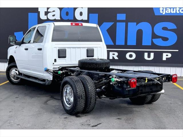 2026 RAM Ram 3500 Chassis Cab RAM 3500 TRADESMAN CREW CAB CHASSIS 4X4 60 CA