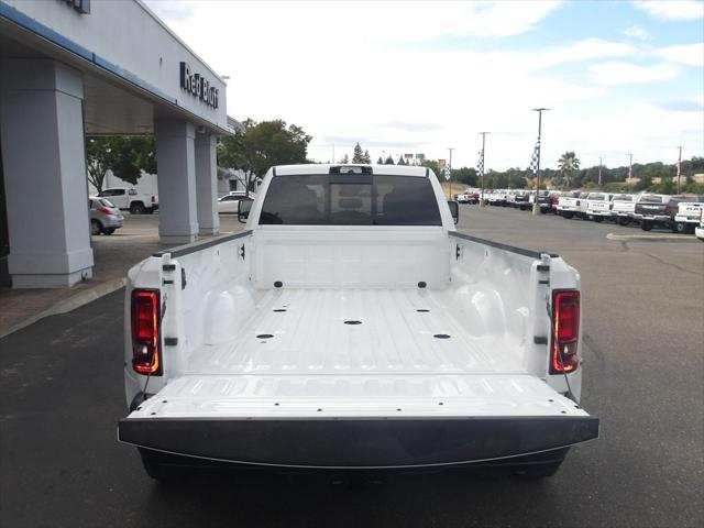 2026 Ram 3500 Tradesman Crew Cab 4x4 8' Box