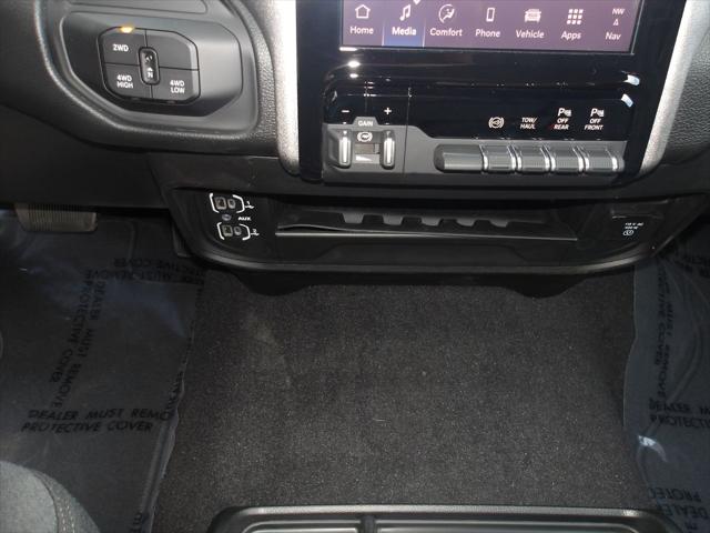 2026 Ram 3500 Tradesman Crew Cab 4x4 8' Box