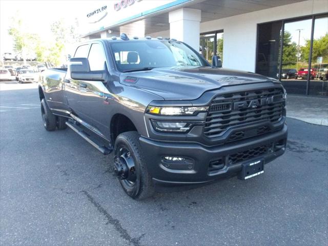 2026 RAM Ram 3500 RAM 3500 TRADESMAN CREW CAB 4X4 8 BOX