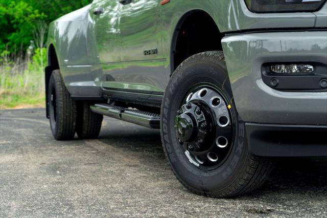 2026 RAM Ram 3500 RAM 3500 LARAMIE MEGA CAB 4X4 64 BOX