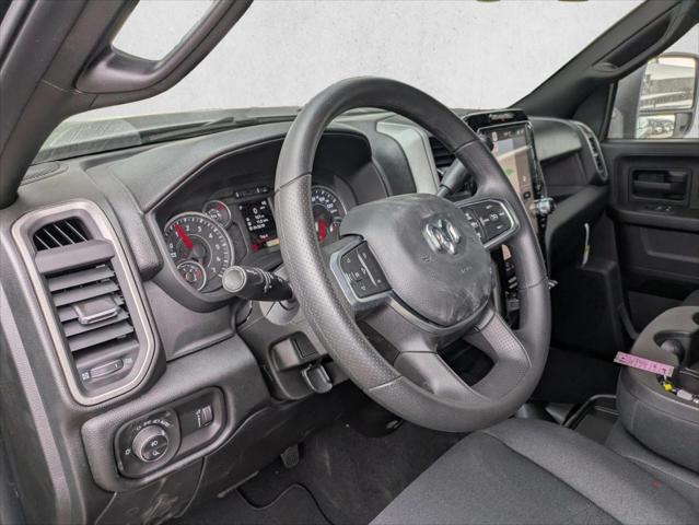 2026 RAM Ram 2500 RAM 2500 BLACK EXPRESS CREW CAB 4X4 64 BOX