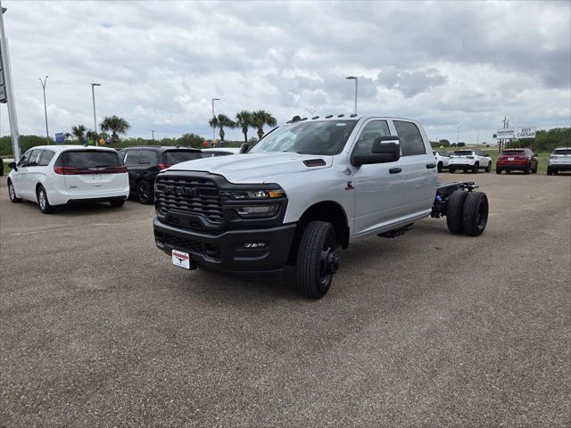 2026 RAM Ram 3500 Chassis Cab RAM 3500 TRADESMAN CREW CAB CHASSIS 4X4 60 CA