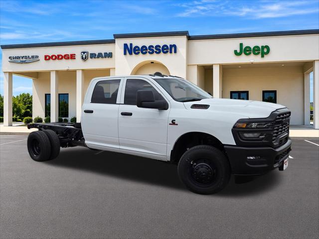 2026 RAM Ram 3500 Chassis Cab RAM 3500 TRADESMAN CREW CAB CHASSIS 4X4 60 CA