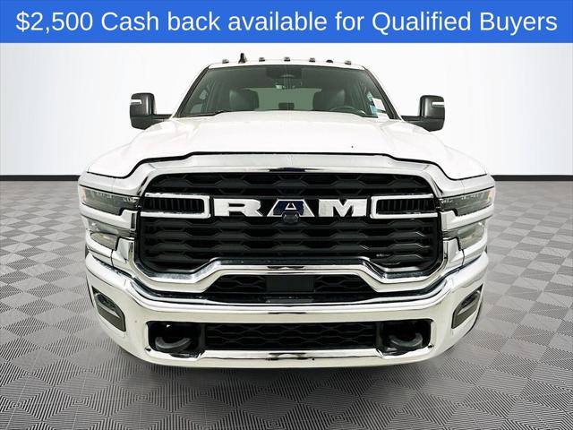 2026 RAM Ram 5500 Chassis Cab RAM 5500 TRADESMAN CHASSIS CREW CAB 4X4 84 CA 2026 RAM Ram 5500 Chassis Cab RAM 5500 TRADESMAN CHASSIS CREW CAB 4X4 84 CA