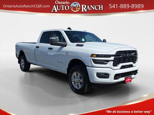 2026 RAM Ram 3500 RAM 3500 BIG HORN CREW CAB 4X4 8 BOX