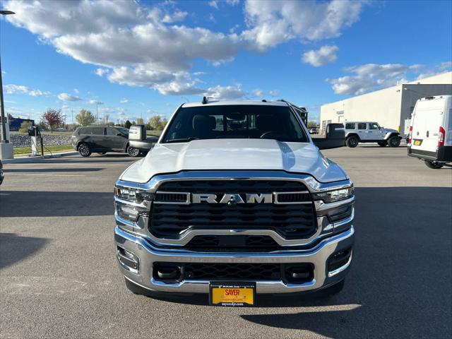 2026 RAM Ram 3500 RAM 3500 TRADESMAN CREW CAB 4X4 8 BOX