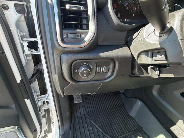 2026 Ram 3500 Laramie Crew Cab 4x4 8' Box