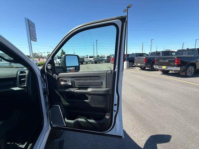 2026 Ram 3500 Laramie Crew Cab 4x4 8' Box