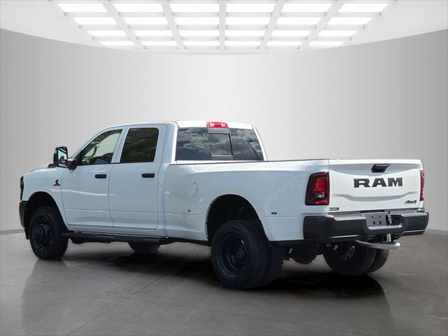 2026 RAM Ram 3500 RAM 3500 TRADESMAN CREW CAB 4X4 8 BOX