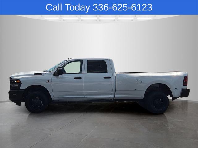 2026 RAM Ram 3500 RAM 3500 TRADESMAN CREW CAB 4X4 8 BOX