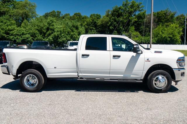 2026 RAM Ram 3500 RAM 3500 TRADESMAN CREW CAB 4X4 8 BOX 2026 RAM Ram 3500 RAM 3500 TRADESMAN CREW CAB 4X4 8 BOX