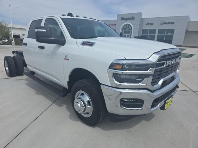 2026 RAM Ram 3500 Chassis Cab RAM 3500 TRADESMAN CREW CAB CHASSIS 4X4 60 CA 2026 RAM Ram 3500 Chassis Cab RAM 3500 TRADESMAN CREW CAB CHASSIS 4X4 60 CA