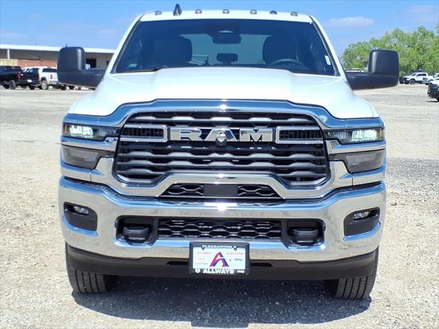 2026 RAM Ram 3500 RAM 3500 TRADESMAN CREW CAB 4X4 8 BOX
