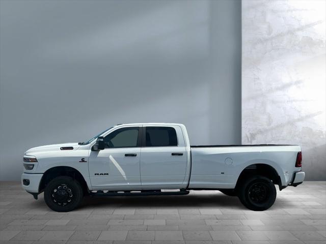 2026 RAM 3500 RAM 3500 BIG HORN CREW CAB 4X4 8 BOX