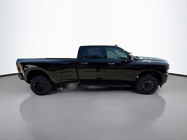 2026 RAM Ram 3500 RAM 3500 BIG HORN CREW CAB 4X4 8 BOX