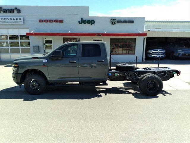 2026 RAM 3500 Chassis RAM 3500 TRADESMAN CREW CAB CHASSIS 4X4 60 CA