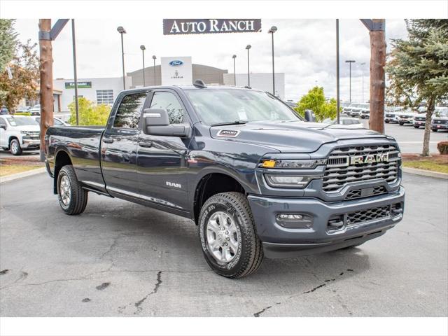 2026 RAM 3500 RAM 3500 BIG HORN CREW CAB 4X4 8 BOX