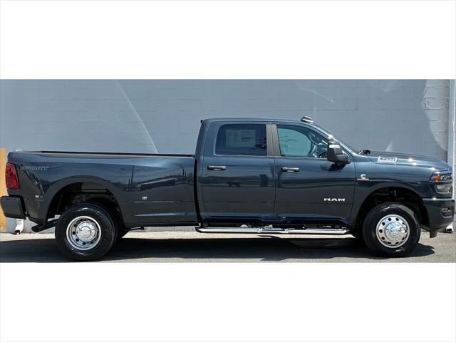 2026 RAM Ram 3500 RAM 3500 BIG HORN CREW CAB 4X4 8 BOX