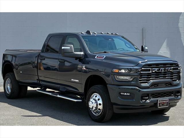 2026 RAM Ram 3500 RAM 3500 BIG HORN CREW CAB 4X4 8 BOX