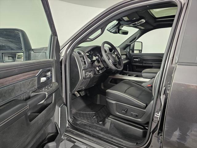 2026 Ram 3500 Laramie Crew Cab 4x4 8' Box