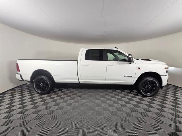 2026 Ram 3500 Laramie Crew Cab 4x4 8' Box