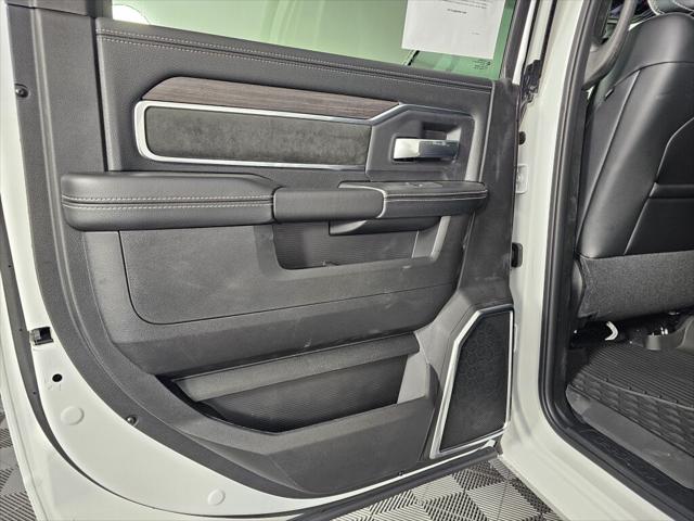 2026 Ram 3500 Laramie Crew Cab 4x4 8' Box