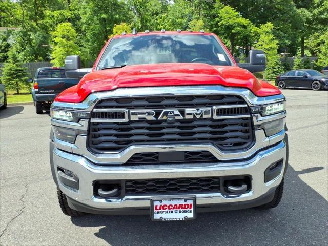 2026 RAM 5500 Chassis RAM 5500 TRADESMAN CHASSIS CREW CAB 4X4 60 CA
