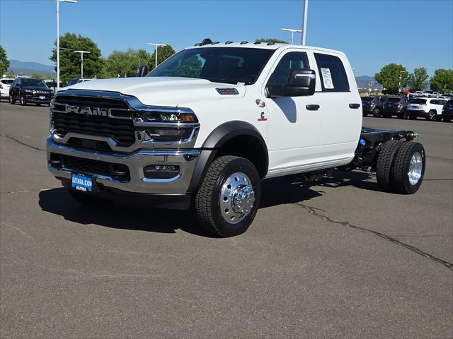 2026 RAM Ram 5500 Chassis Cab RAM 5500 TRADESMAN CHASSIS CREW CAB 4X4 60 CA