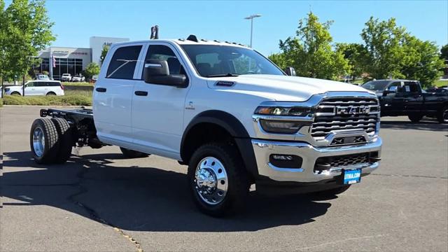 2026 RAM Ram 5500 Chassis Cab RAM 5500 TRADESMAN CHASSIS CREW CAB 4X4 60 CA