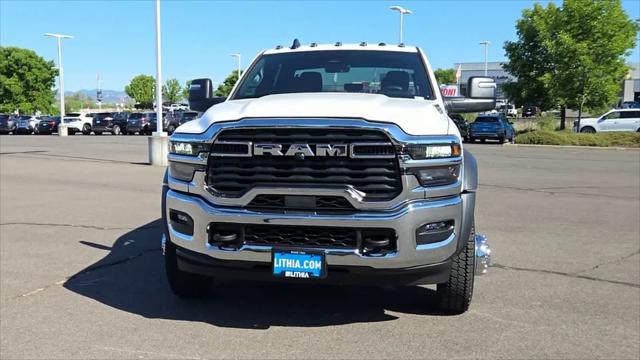 2026 RAM Ram 5500 Chassis Cab RAM 5500 TRADESMAN CHASSIS CREW CAB 4X4 60 CA