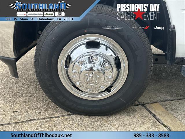 2026 RAM Ram 3500 RAM 3500 TRADESMAN CREW CAB 4X4 8 BOX