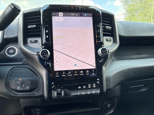 2026 Ram 2500 Black Express Crew Cab 4x4 6'4" Box