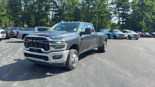 2026 Ram 3500 Tradesman Crew Cab 4x4 8' Box