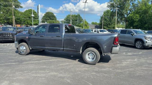 2026 Ram 3500 Tradesman Crew Cab 4x4 8' Box