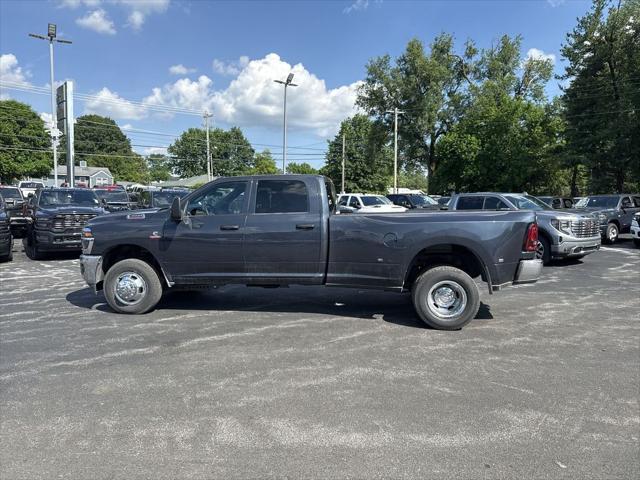 2026 Ram 3500 Tradesman Crew Cab 4x4 8' Box