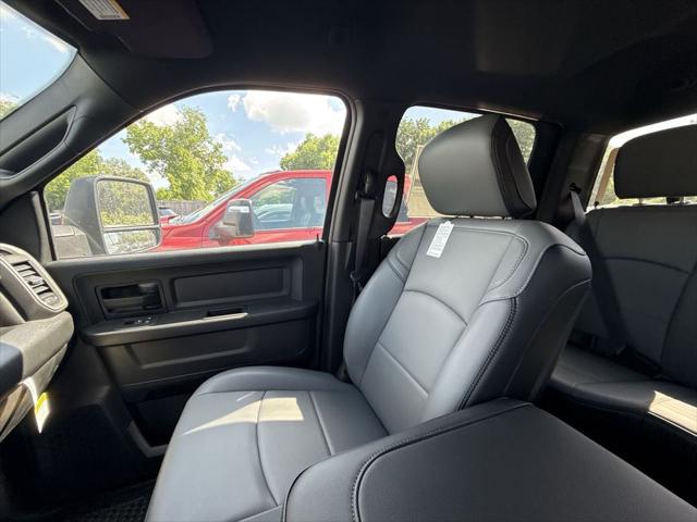 2026 Ram 3500 Tradesman Crew Cab 4x4 8' Box