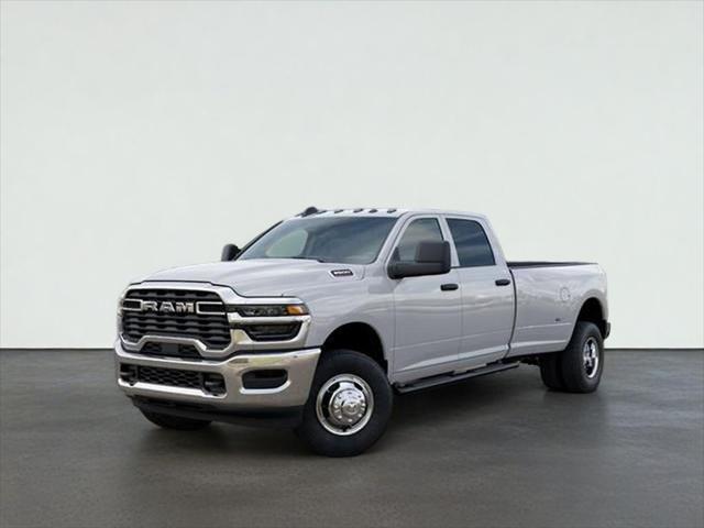 2026 RAM Ram 3500 RAM 3500 TRADESMAN CREW CAB 4X4 8 BOX