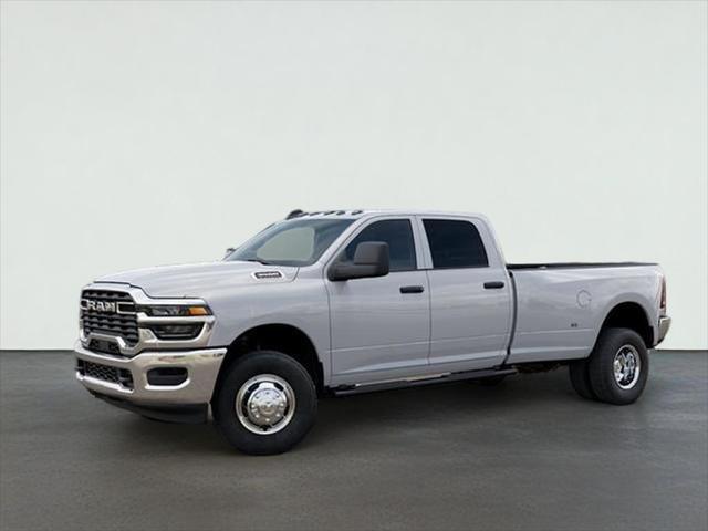 2026 RAM Ram 3500 RAM 3500 TRADESMAN CREW CAB 4X4 8 BOX