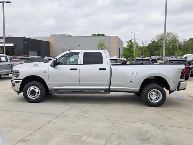 2026 RAM Ram 3500 RAM 3500 TRADESMAN CREW CAB 4X4 8 BOX