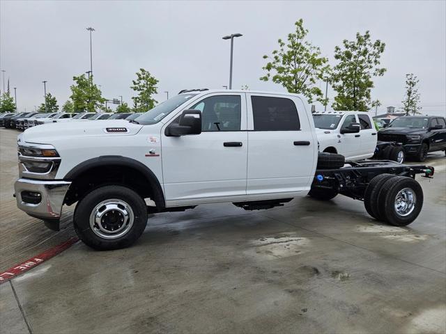 2026 RAM Ram 3500 Chassis Cab RAM 3500 TRADESMAN CREW CAB CHASSIS 4X4 60 CA 2026 RAM Ram 3500 Chassis Cab RAM 3500 TRADESMAN CREW CAB CHASSIS 4X4 60 CA