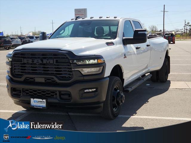 2026 RAM Ram 3500 RAM 3500 TRADESMAN CREW CAB 4X4 8 BOX