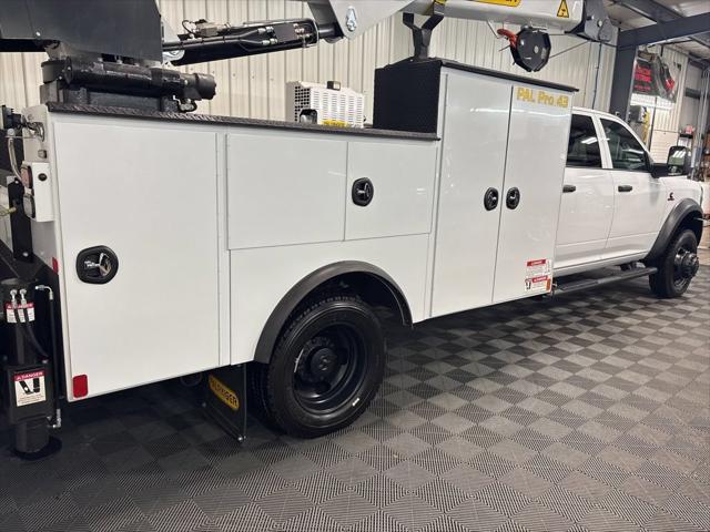 2026 RAM 5500 Chassis RAM 5500 TRADESMAN CHASSIS CREW CAB 4X4 84 CA